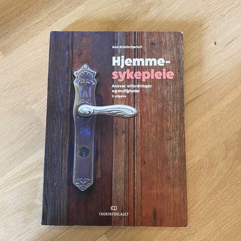 Hjemmesykepleie - bok til sykepleien