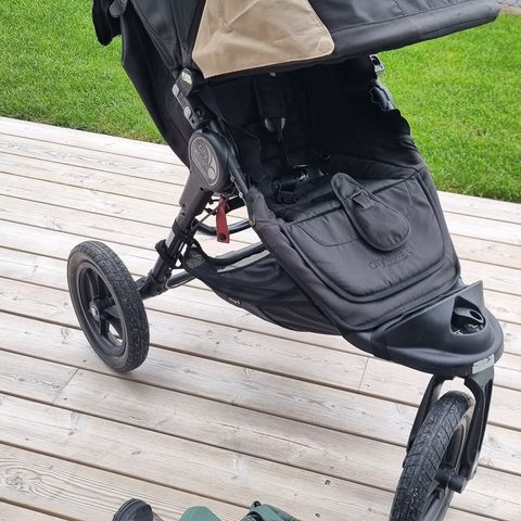 City elite baby jogger selges