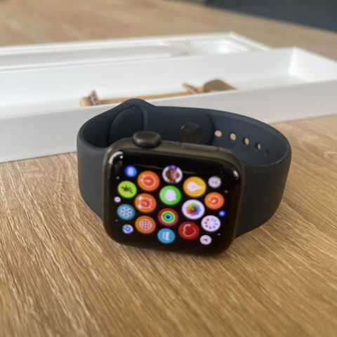 Apple Watch SE 40mm