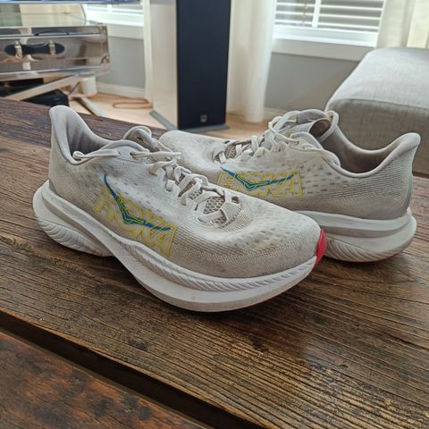 Hoka Mach 6 42 2/3