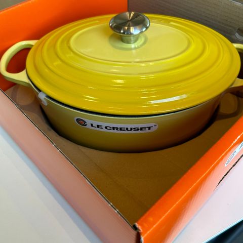 Le Creuset oval støpejernsgryte 6,3 L Soleil