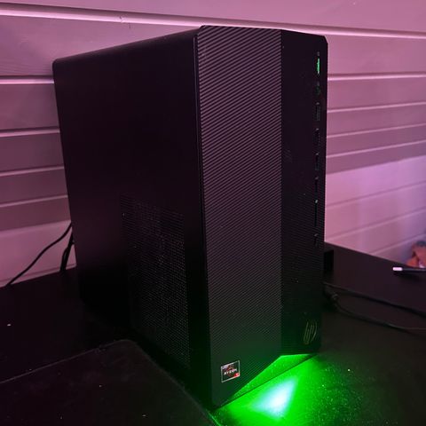 Gaming PC + Utstyr