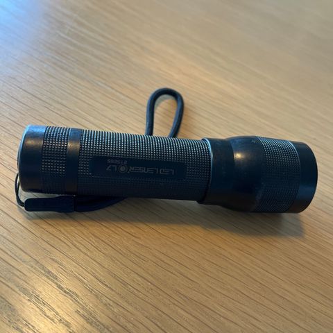 LED LENSER L7 lommelykt