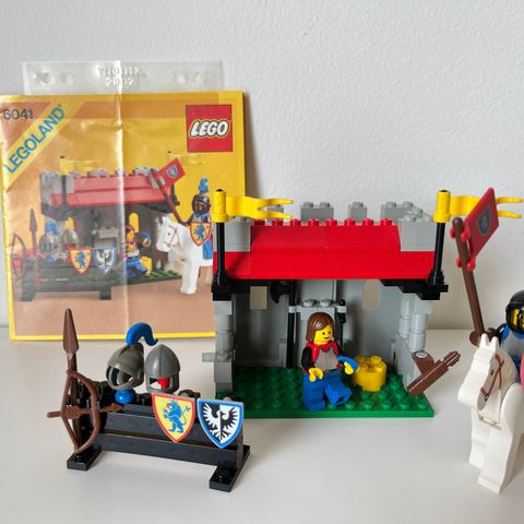 Lego 6041 - Armor Shop