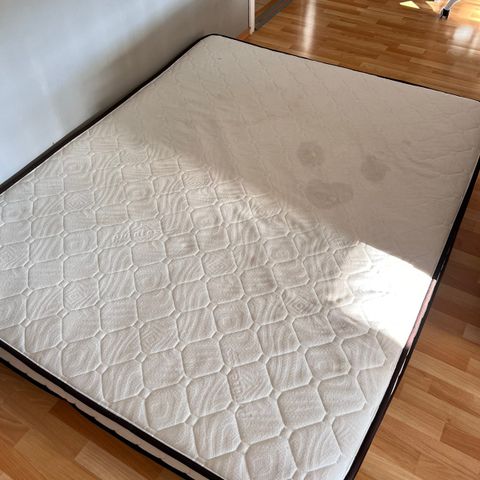 Double madrasse / double mattress