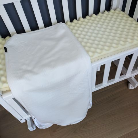 Bedside crib