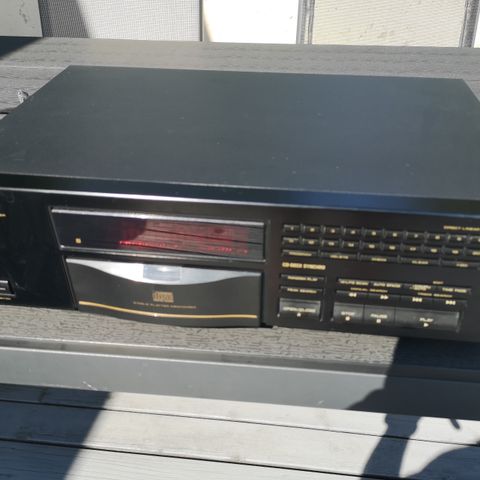 Pioneer cd-spiller PD-7700