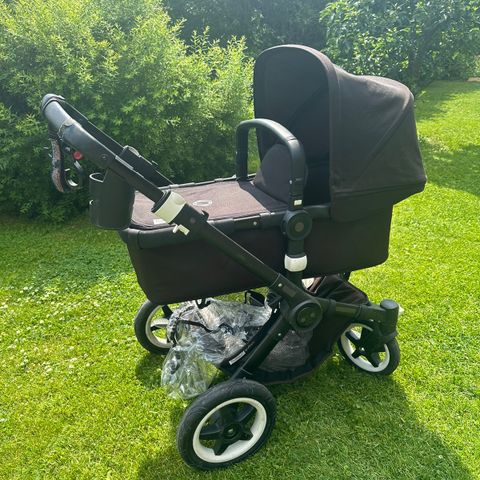 Bugaboo Buffalo med bag, sittedel og sommertrekk