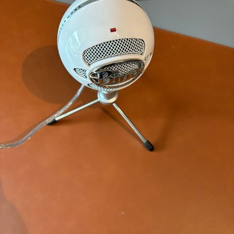 Blue Snowball mikrofon - god stand