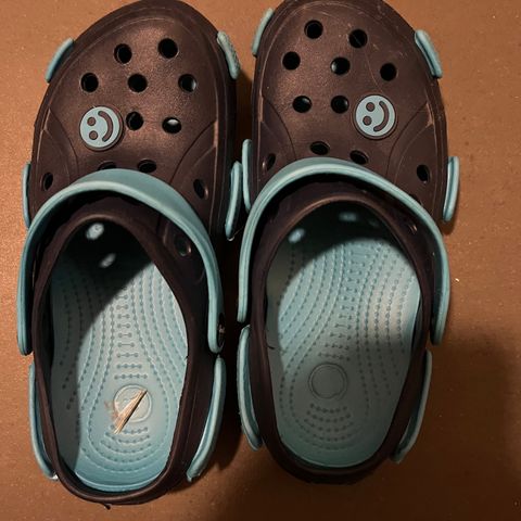 Crocks