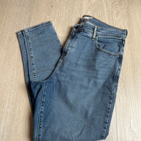 LEVI’S Plus 721 High Rise Skinny str 46/30