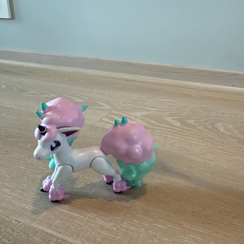 Pokemon figur - Ponyta