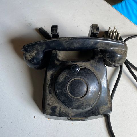 Telefon