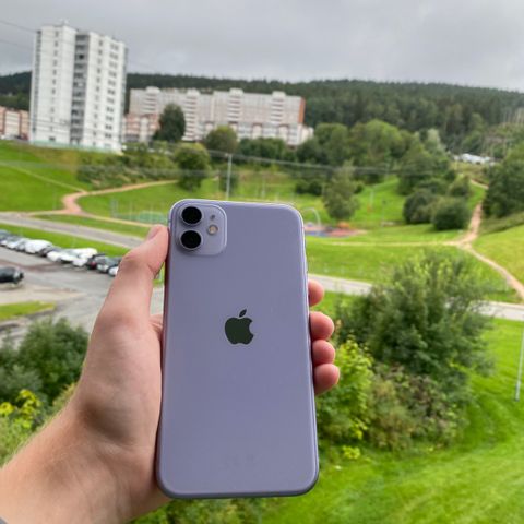 iPhone 11