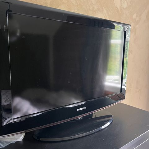 32’’ Samsung flatskjerm