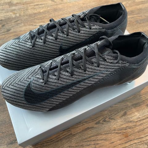 Nike Zoom Mercurial Vapor 16 Elite AG-Pro str 42.5 selges (helt nye i eske)