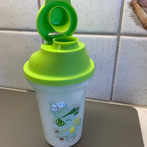 Tupperware Eazy Shaker 3,5 dl