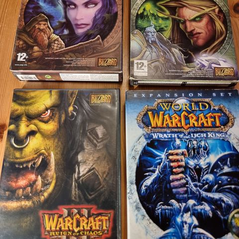 World og WARCRAFT, stor samling i excelent tilstand