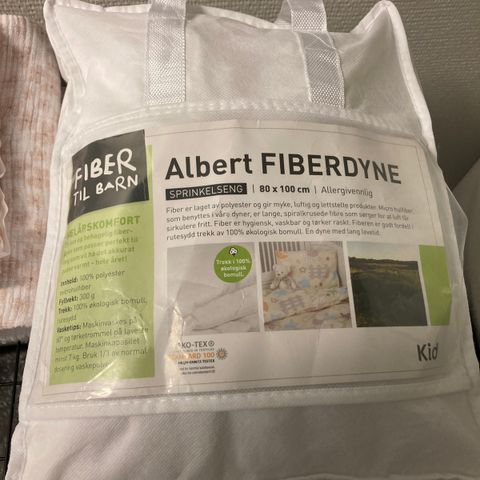 Albert fiberdyne til baby og to sengetrekk