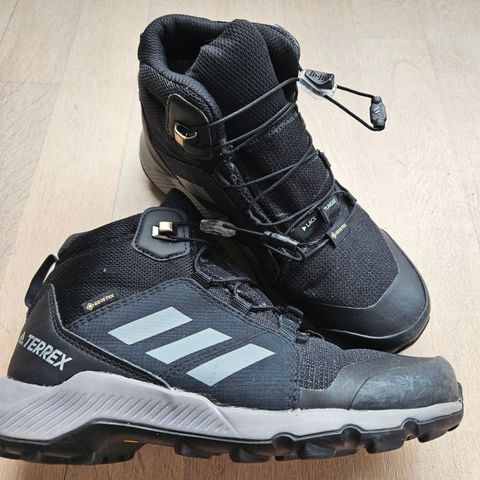 ADIDAS TERREX SKO