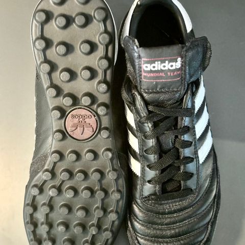 Adidas Mundial Team TF fotballsko str 38 2/3