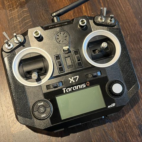 FrSky Taranis Q X7 Accst med Ni-MH batteri