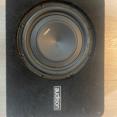 Audison 10’’ subwoofer.