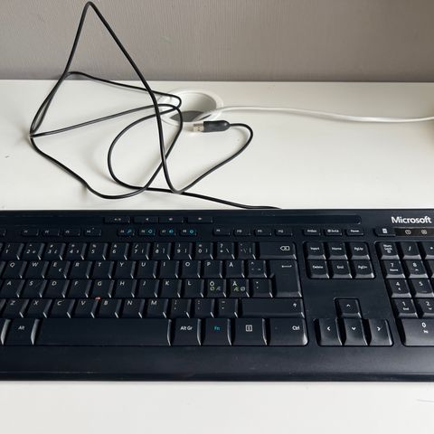 Microsoft wired keyboard 600