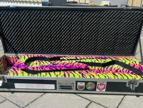 Flight case for 2 stk. gitarer (synth flight)