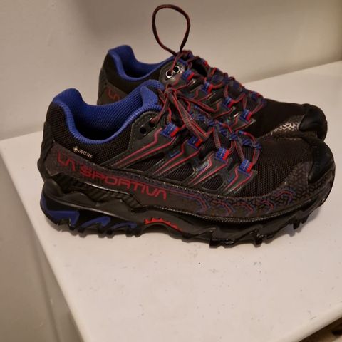 La Sportiva Ultra Raptor II GTX. STR. 37