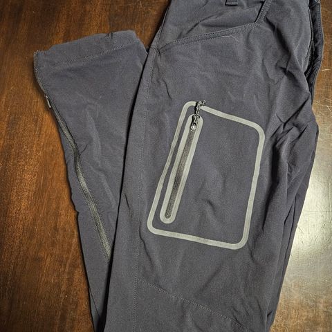 Peak Performance Light SS scale pants