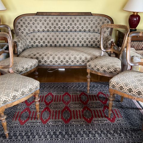 Gammel antikk Biedermeier sofa med 4 stoler