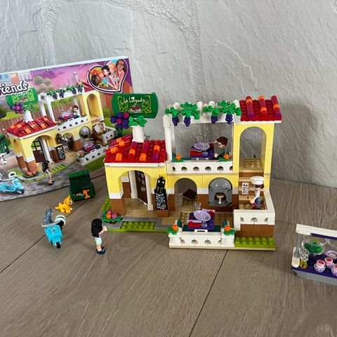 Lego Friends Restaurant i Heartlake City