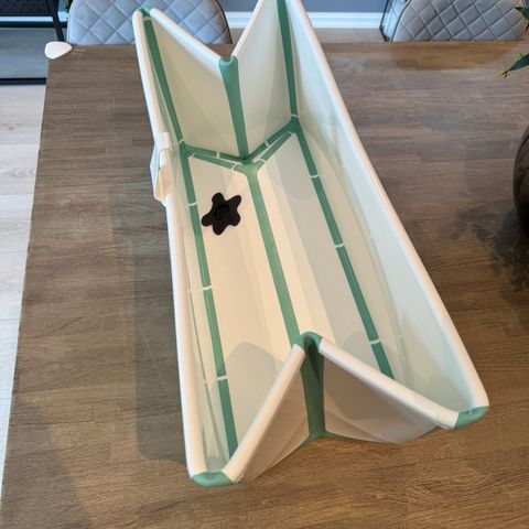 Stokke flexi bath