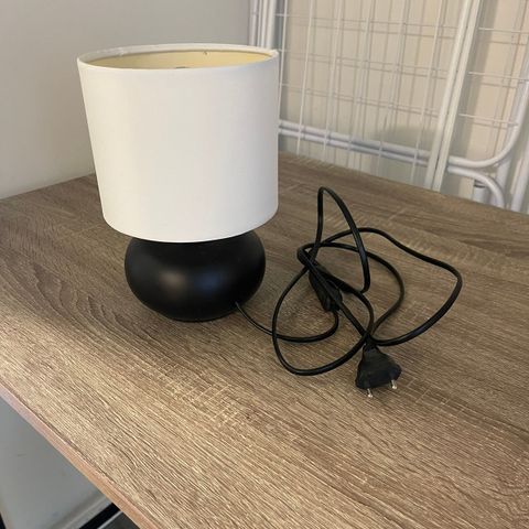 IKEA TVÄRFOT Lampe