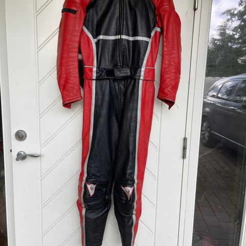 Dainese skinndress str 48