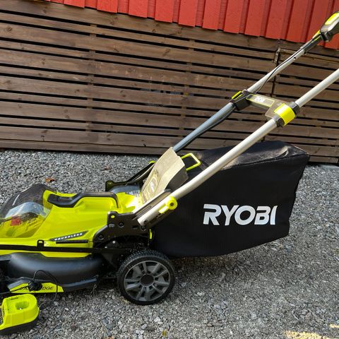 Ryobi 40 plenklipper