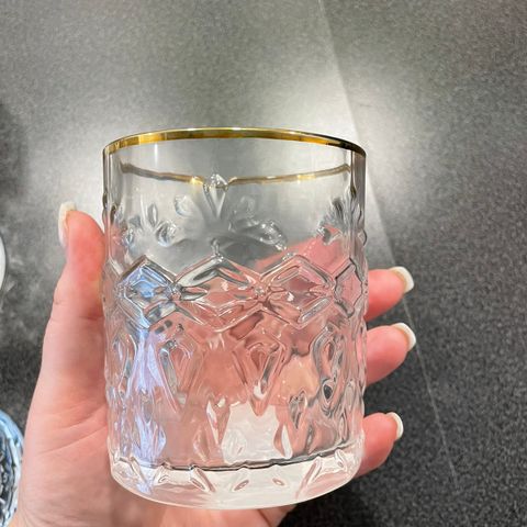 6 glass fra h&m home selges