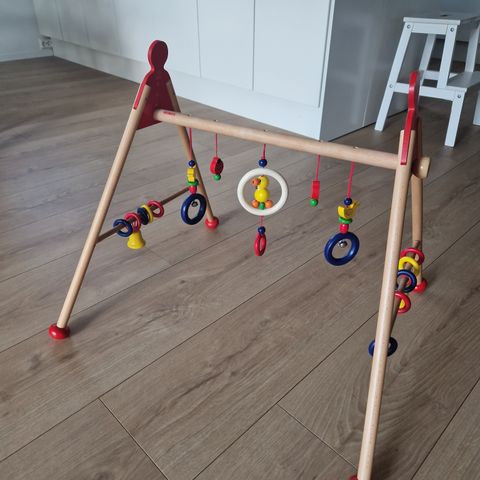 Pent brukt babygym