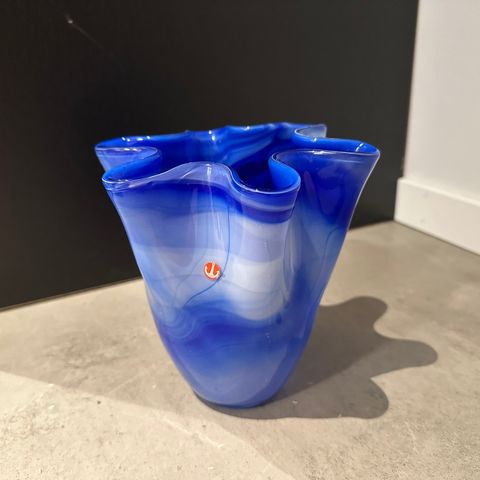 Anker Iversen vase selges