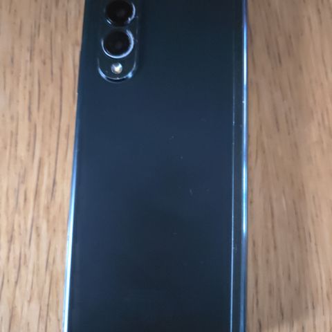 Samsung Z fold 3