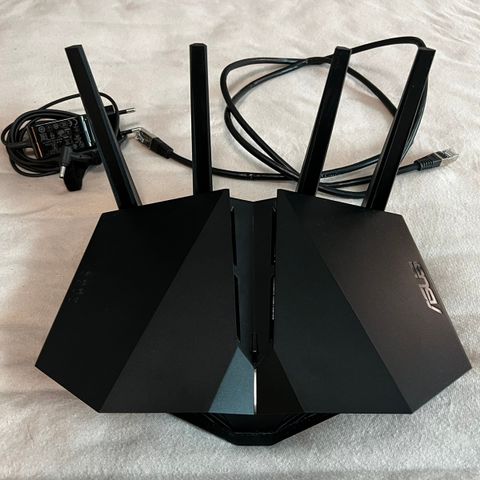 Asus RT-AX82U Wifi 6 ruter (AX5400)