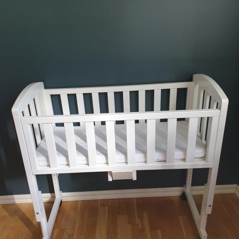 Bedside crib