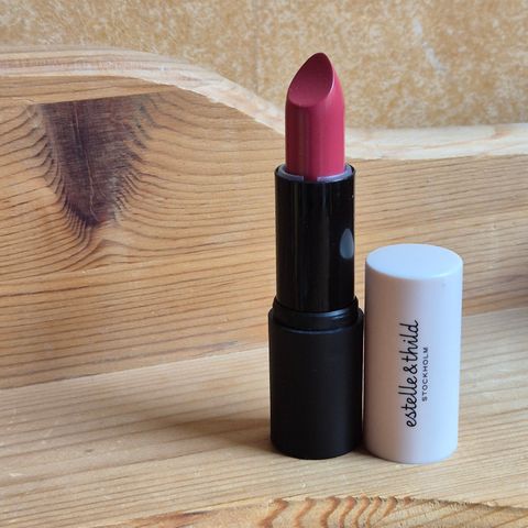 Estelle&Thild Cream lipstick 4,5 gr Ny!