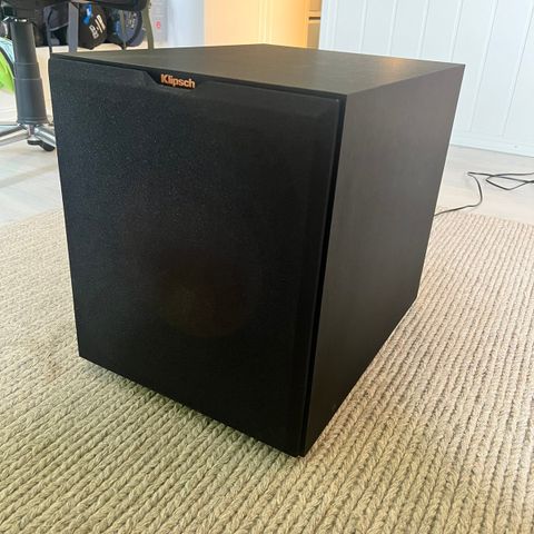 Klipsch R-12SW Trolig defekt forsterker