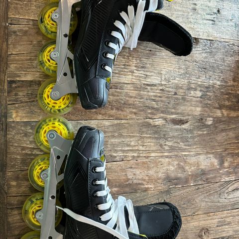 Hockey rulleskøyter. Bauer RS str 43