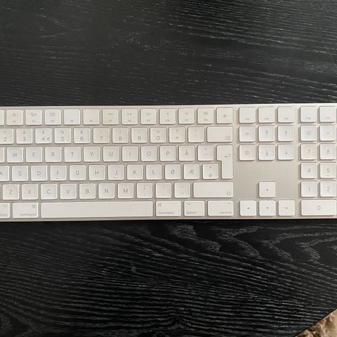 Apple Magic Keyboard med NumPad