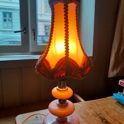 Liten rosa lampe