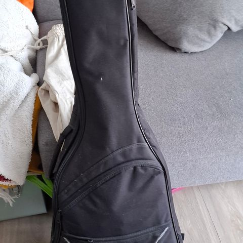 Gitar til ny begynner