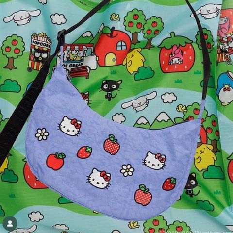 Baggu x Hello kitty medium crescent bag